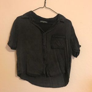 Short sleeve button down